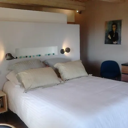 La Maison De Charlie Bed and breakfast *