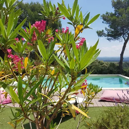 La Maison De Charlie * Vaugines